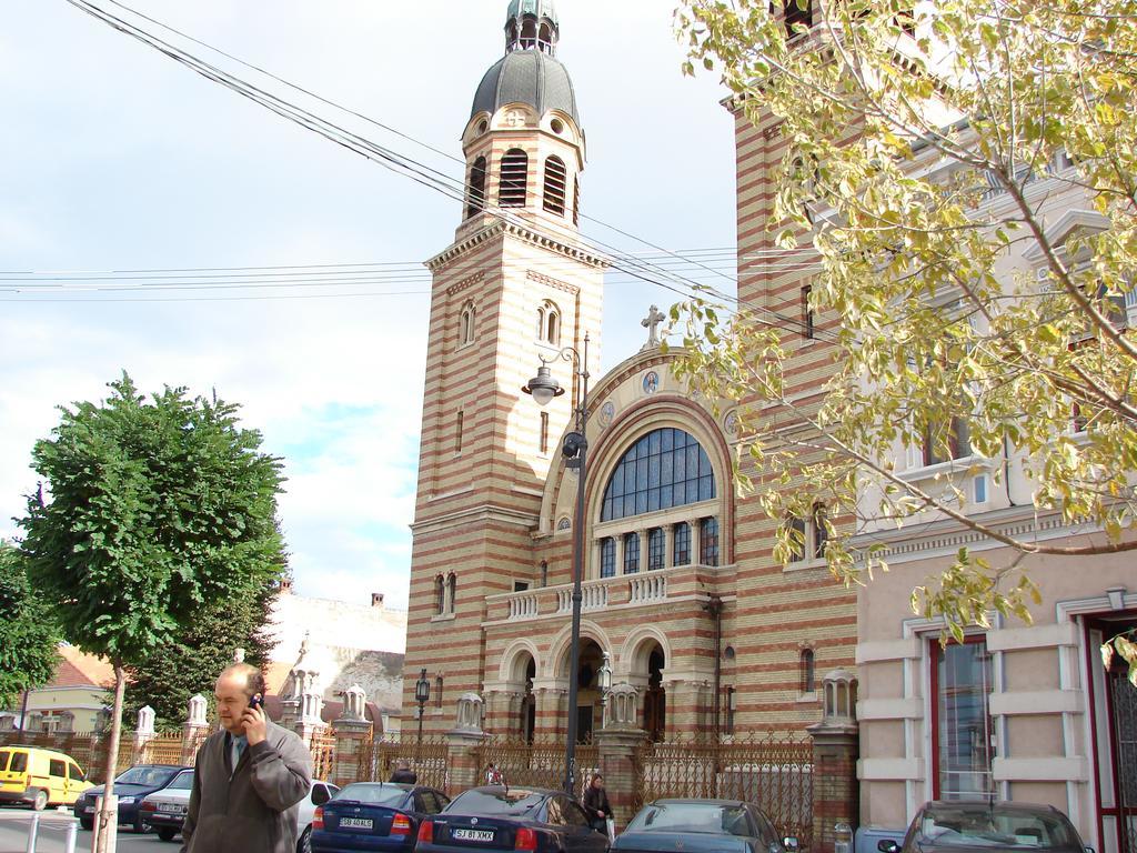 Central City Ap Sybin Zewnętrze zdjęcie